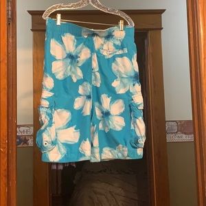 Ambercombie and finch swim trucks med